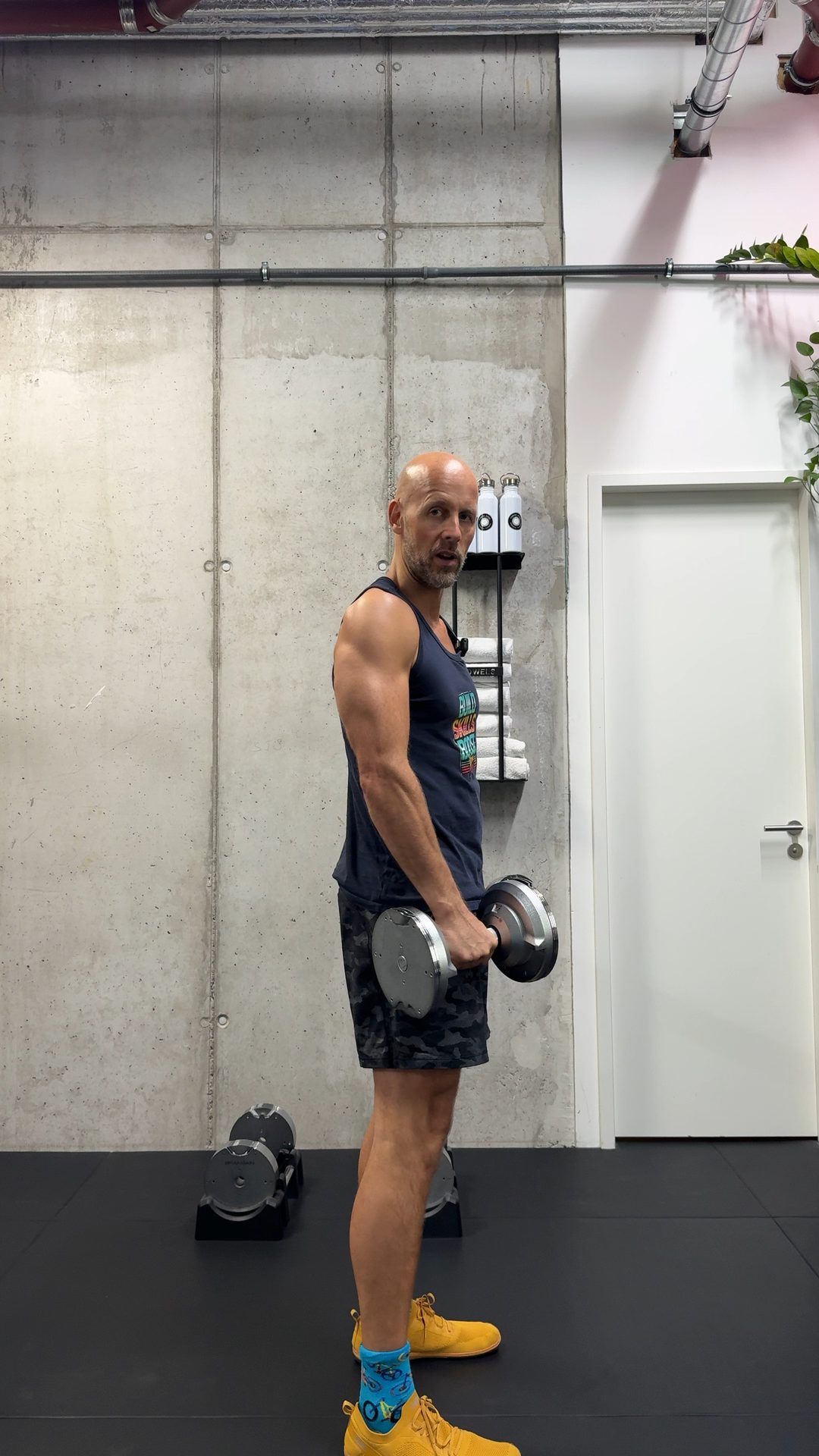Romanian deadlift, upright start position with dumbbells