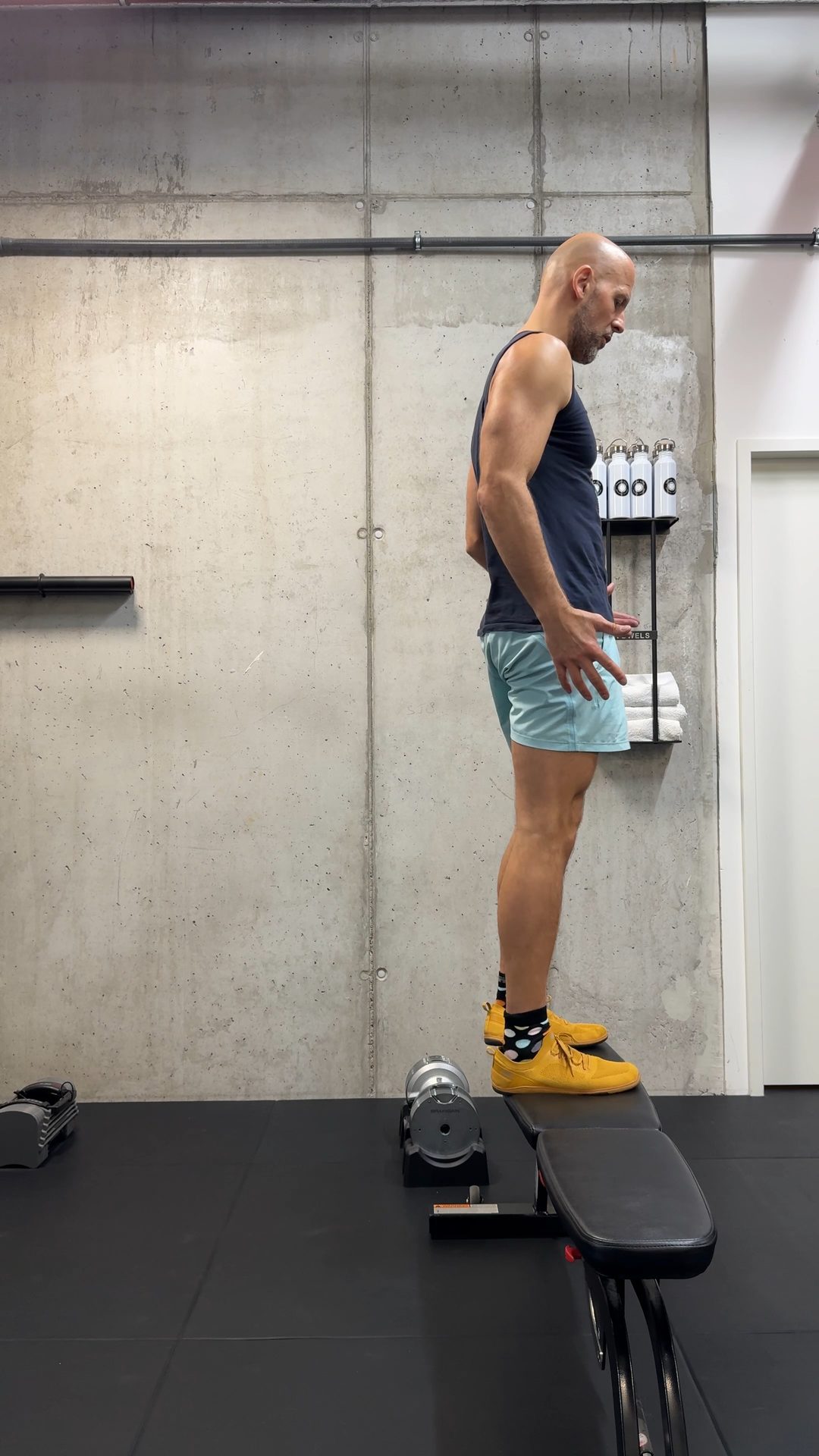 Step-up top, single-leg hip extension, knee over the foot